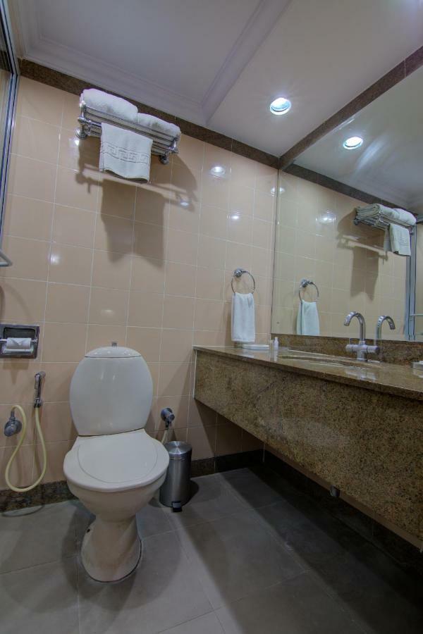 Tristar Serviced Apartments Bangalore Esterno foto