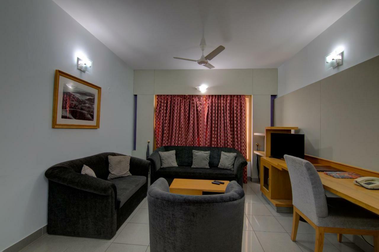 Tristar Serviced Apartments Bangalore Esterno foto