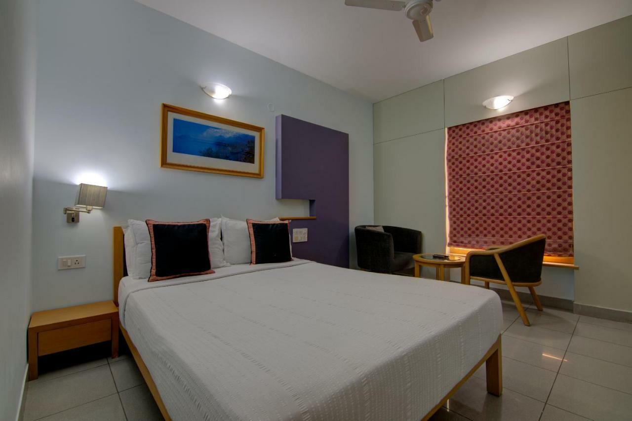 Tristar Serviced Apartments Bangalore Esterno foto