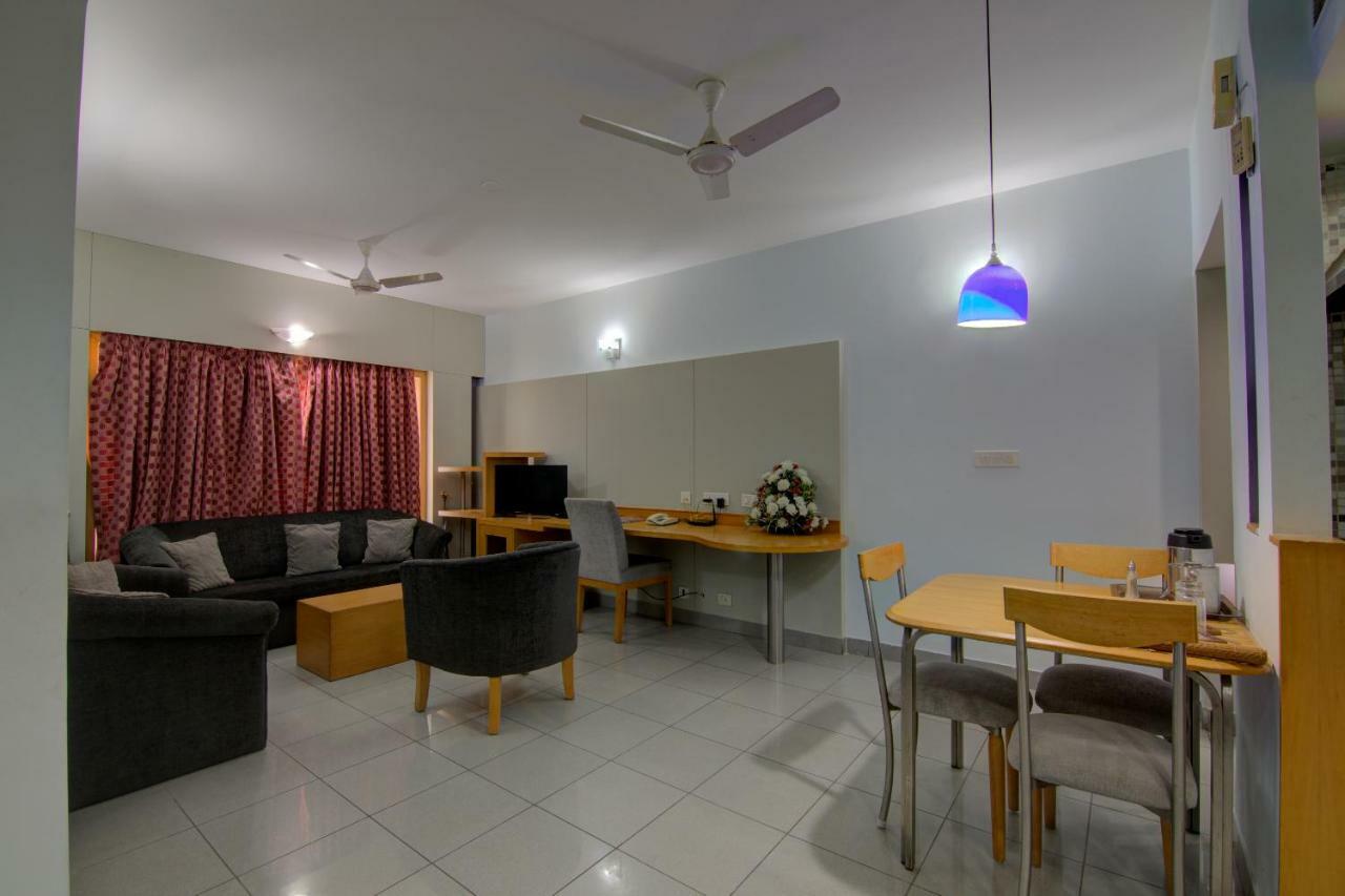 Tristar Serviced Apartments Bangalore Esterno foto