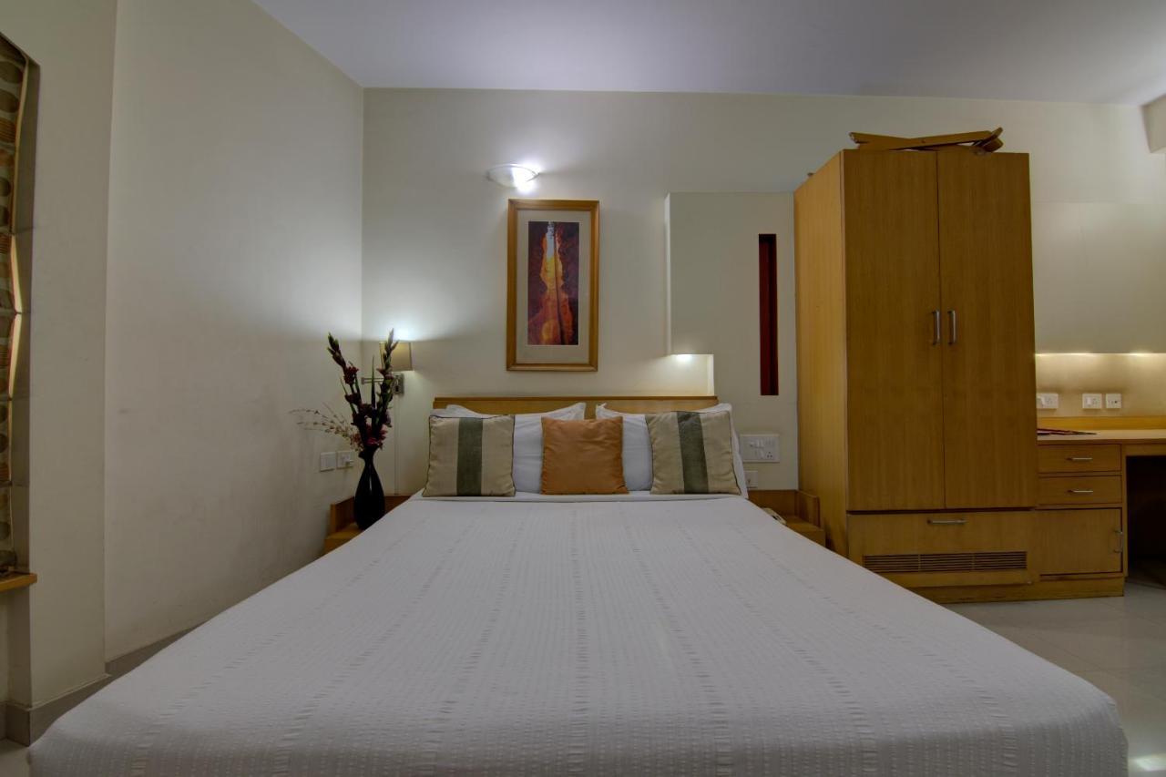 Tristar Serviced Apartments Bangalore Esterno foto